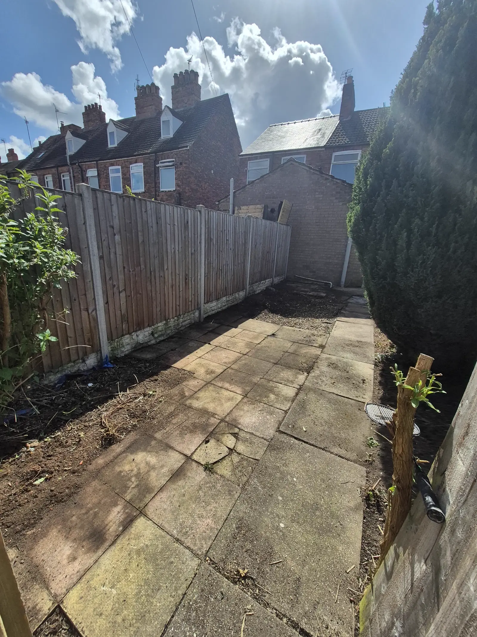 Completed garden tidy at a Gainsborough property by LWR Group